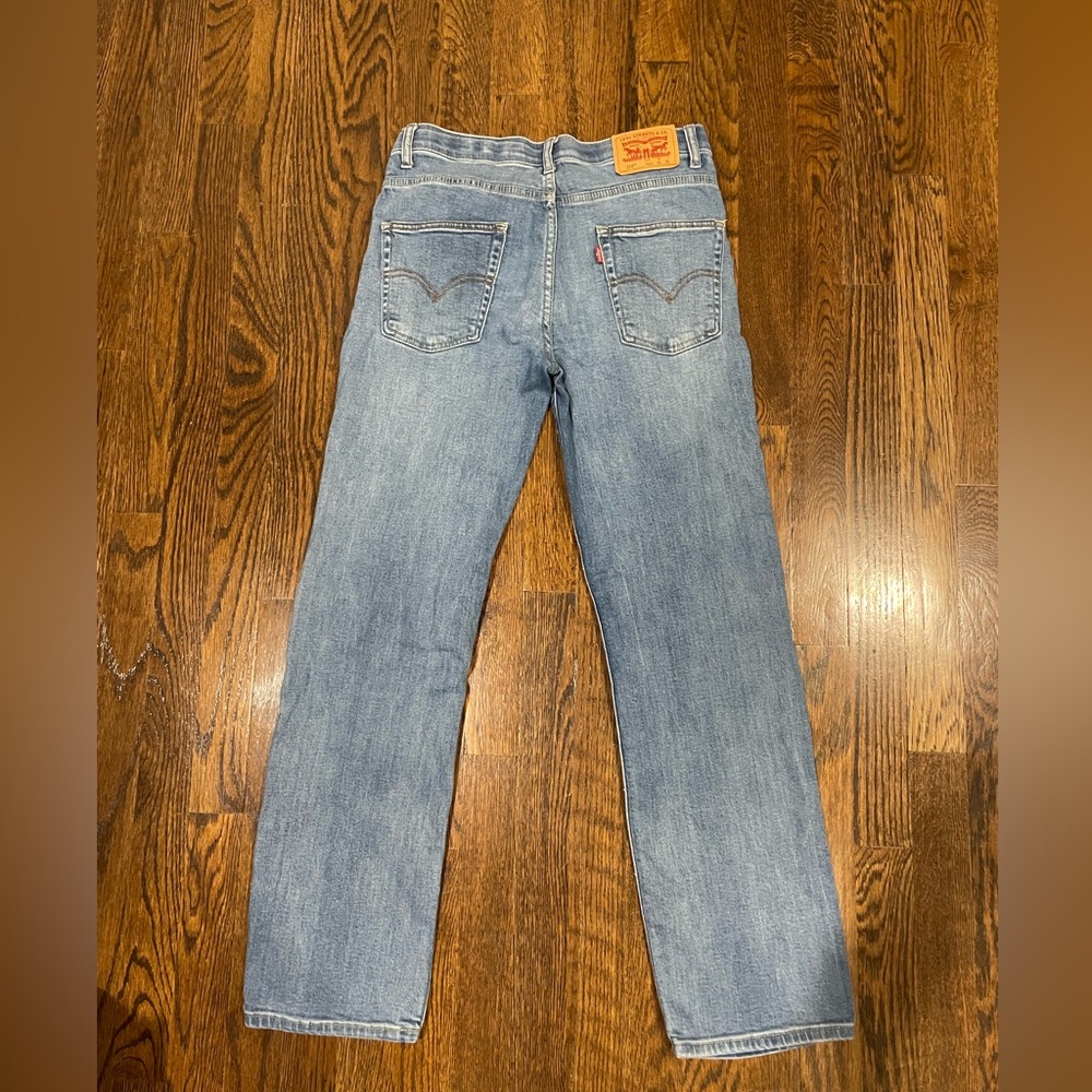Boys 16 regular blue jeans. 514. Classic straight leg